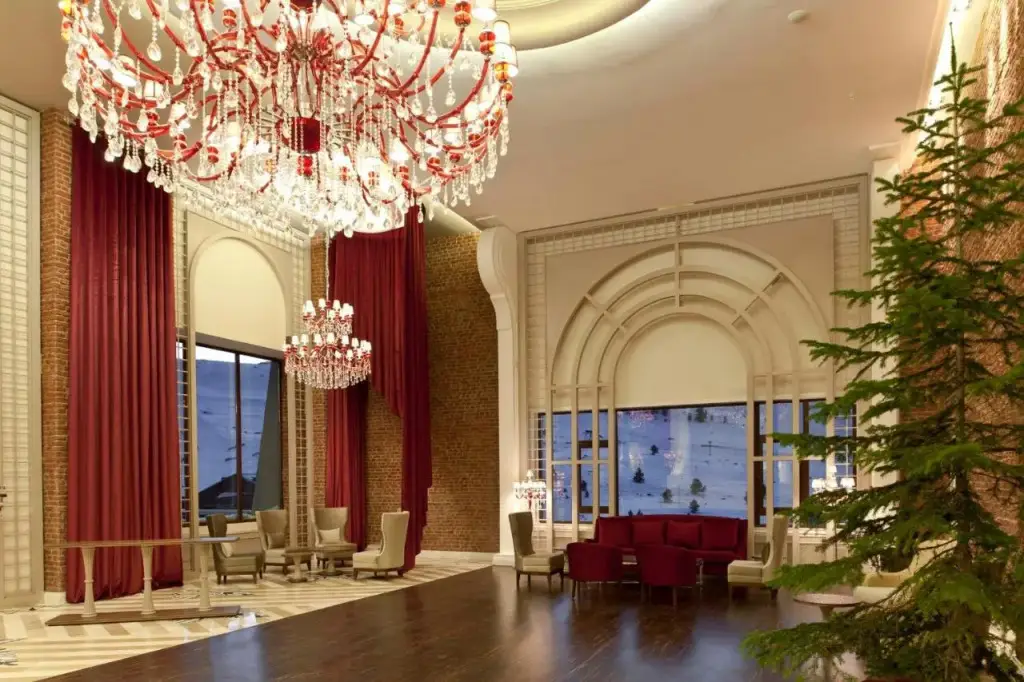 Болу: Kaya Palazzo Ski & Mountain Resort