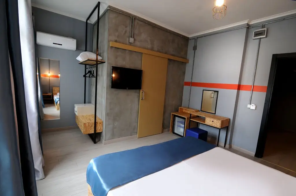 Стамбул: Taksim Safe House