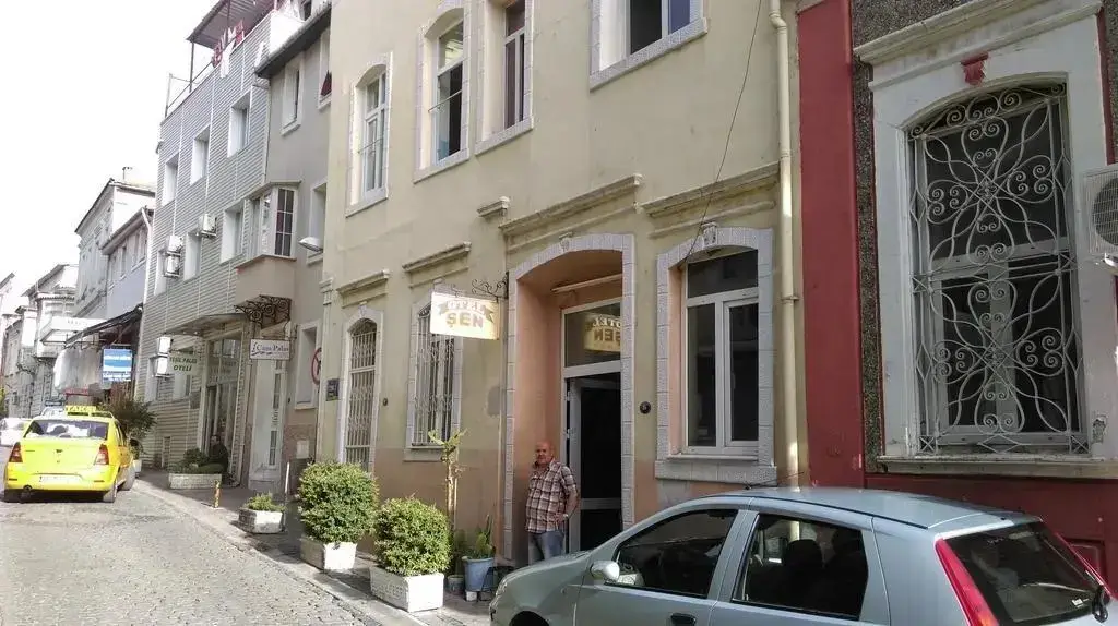 Измир: Şen Otel