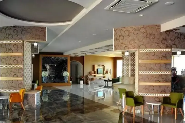 Аланья: Asrın Beach Hotel - All Inclusive