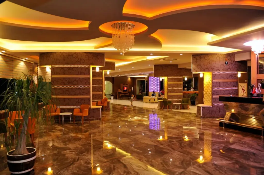 Аланья: Asrın Beach Hotel - All Inclusive