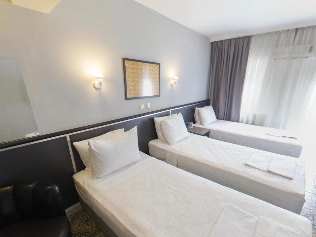 Измир: Otel Balca