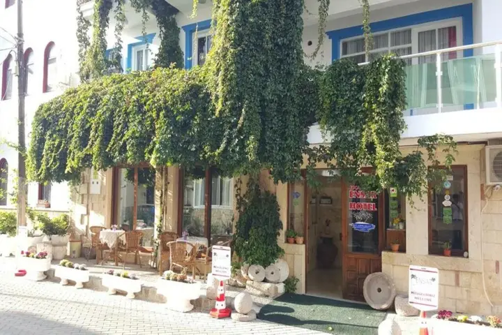 carousel image 1
