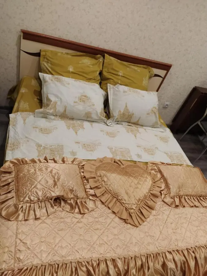 Курск: Уютные чистые аппартаменты с двумя изолированными комнатами Карла Маркса у фонтана на Московской площади