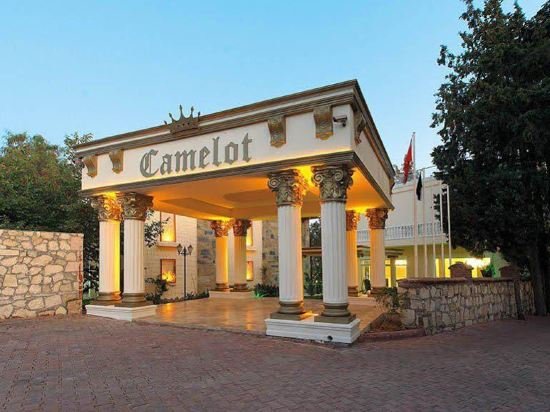 Акьярлар: Camelot Beach Hotel