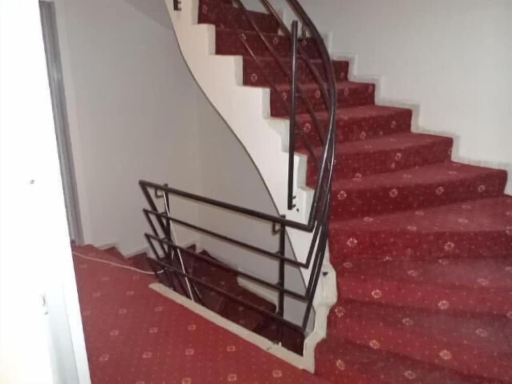Измир: Merkez Otel