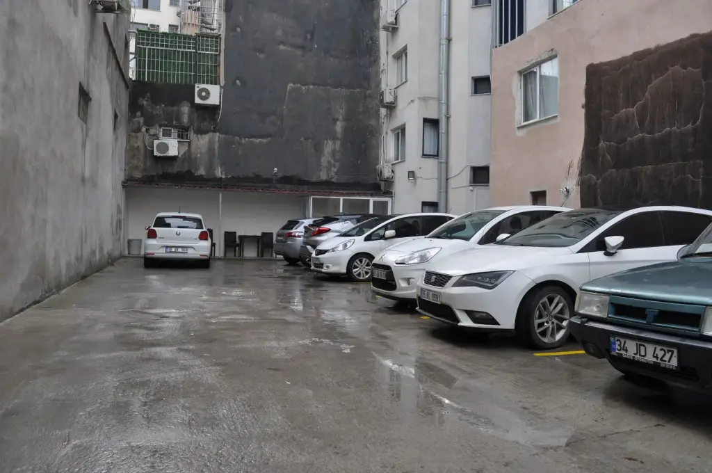 Измир: Izmir Avsar Otel