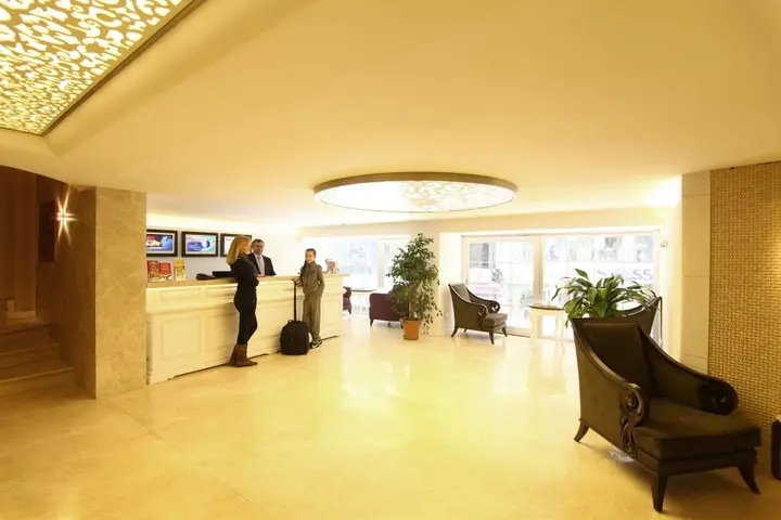 Стамбул: Отель Monaco