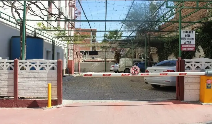 Алашехир: Sahi̇n Hotel