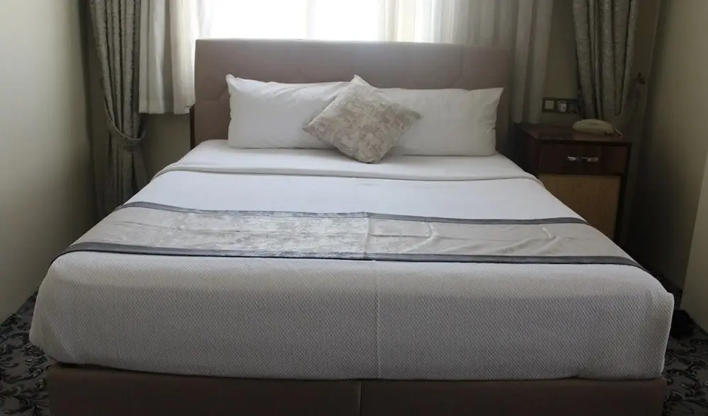 Алашехир: Sahi̇n Hotel