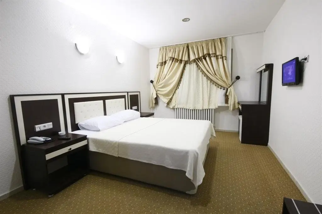 Харбия: De Liban Hotel