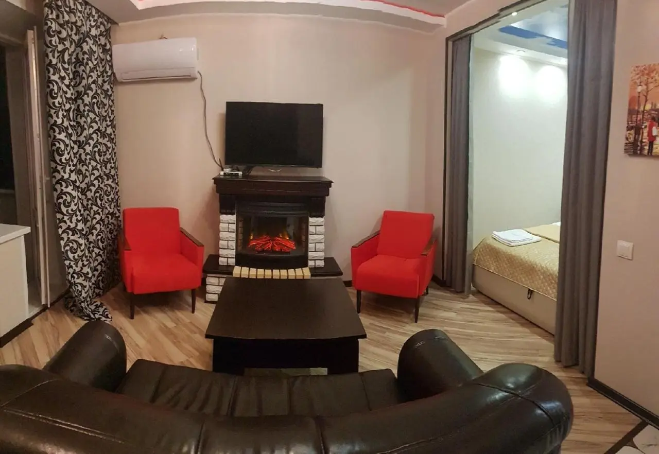 Курск: Studio on Dimitrova 84