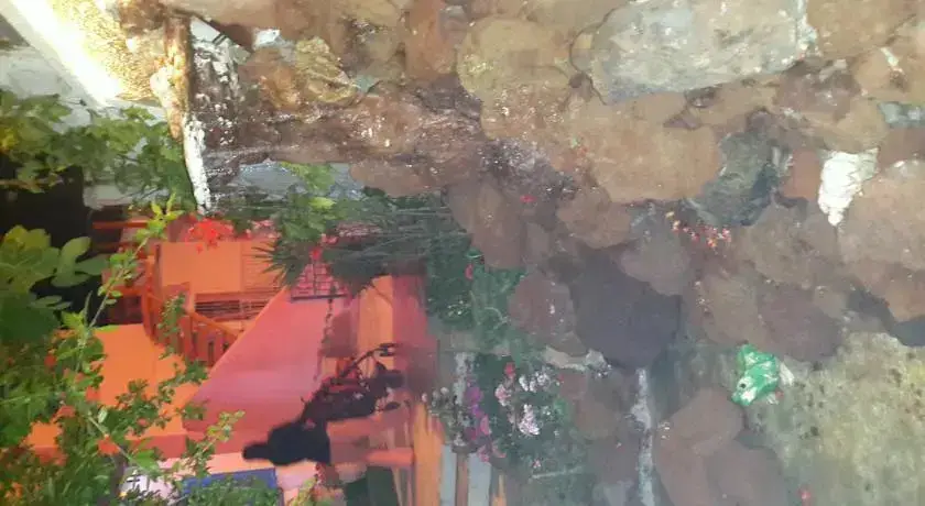 Kusadasi Guest House — фото 1