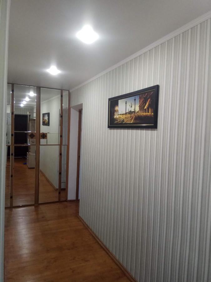 Курск: Двухкомнатная квартира в центре Курска