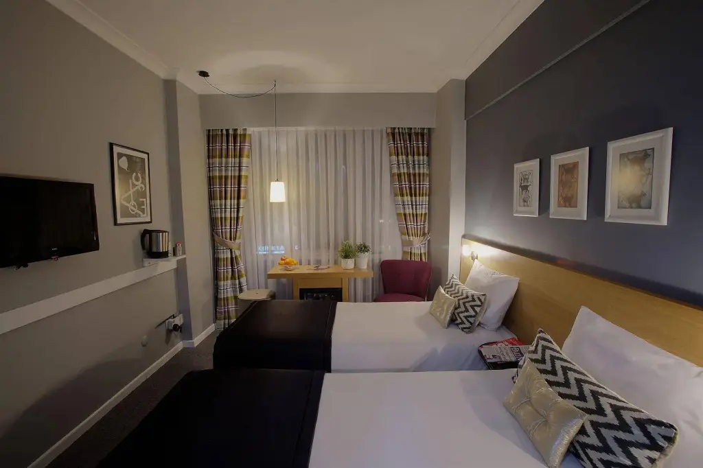 Стамбул: Istanbul Box Hotel