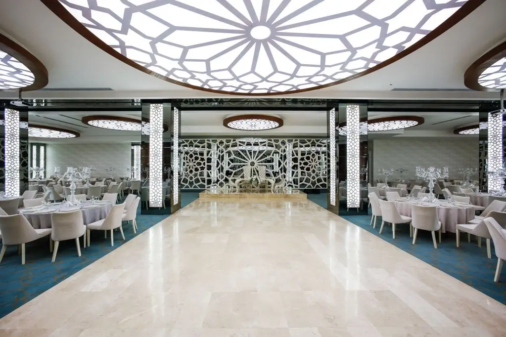 carousel image 3