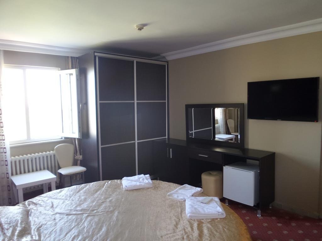 Силиври: Osaka Hotel