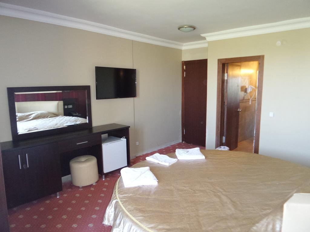 Силиври: Osaka Hotel