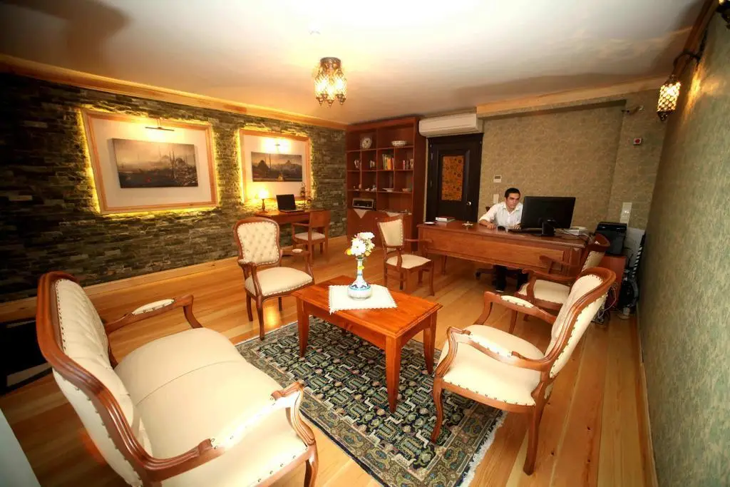 Стамбул: Lalinn Hotel