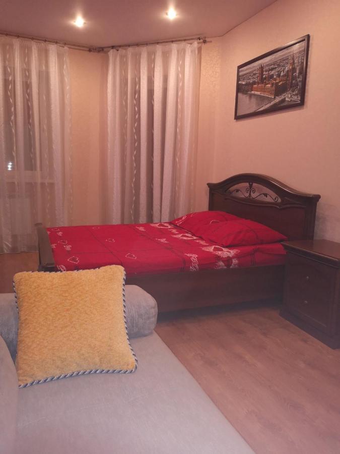 Курск: Apartament on Karla Libknekhta Street