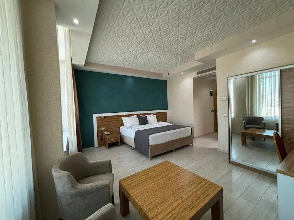 Мерсин: Hotel Golden King