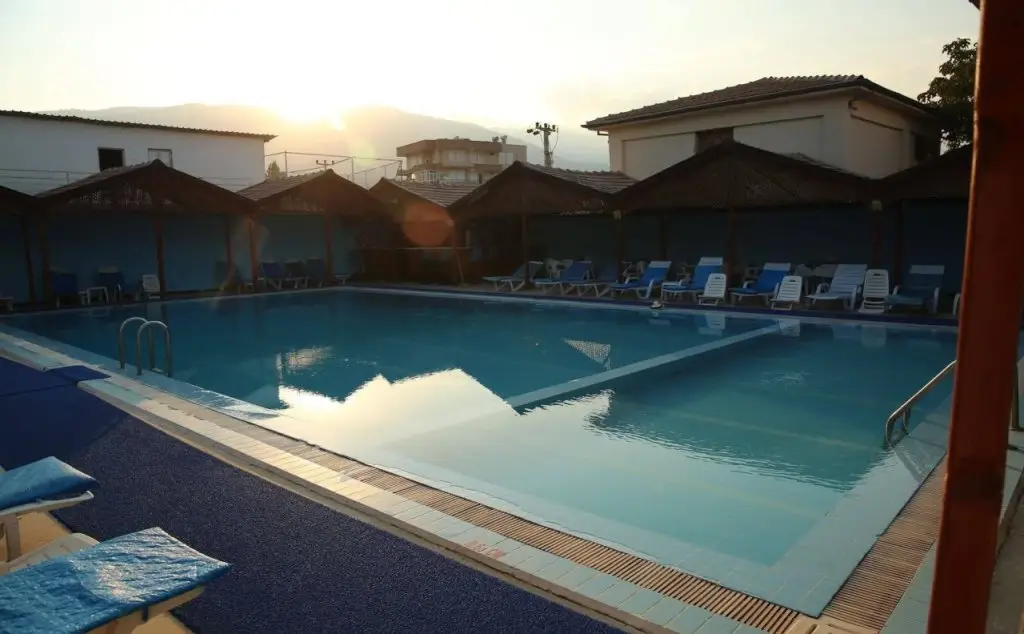 Финике: Baba Motel