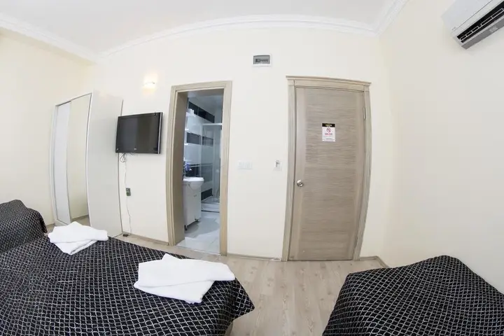 Эгридир: Golden Apple Hotel