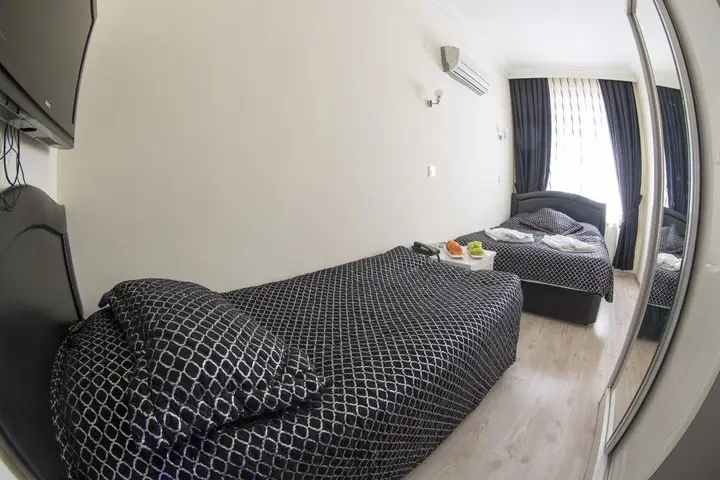 Эгридир: Golden Apple Hotel