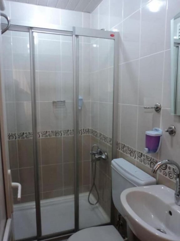 Yavuz Hotel — фото 1
