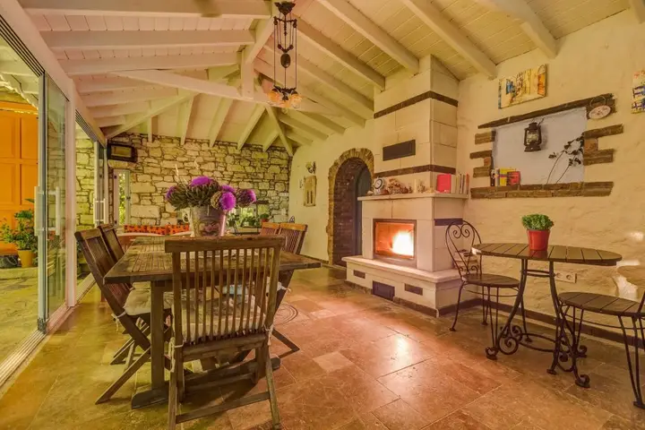 Чешме: Alacati Eski Ev Hotel