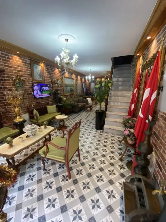 Стамбул: The Bridge Hotel