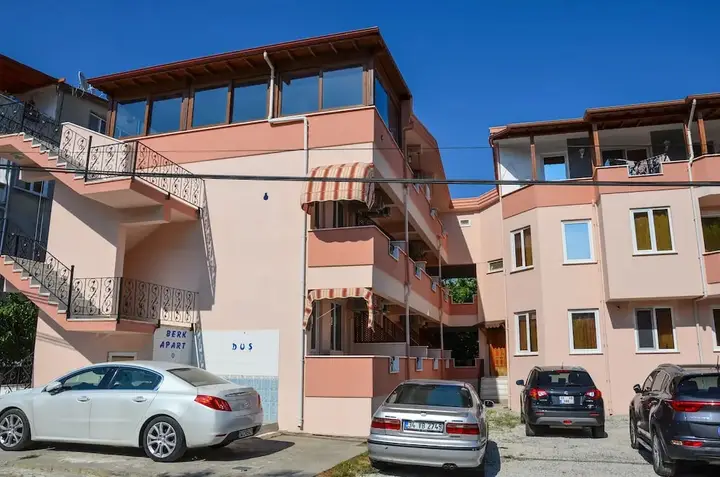 Кучуккую: Berk Apart Hotel