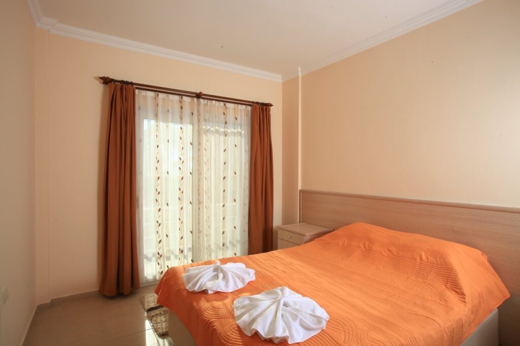 carousel image 4