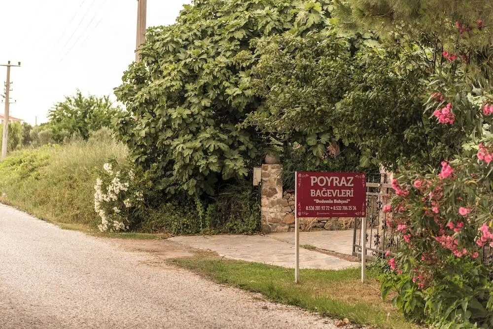 Бозджаада: Poyraz Bağ Evleri