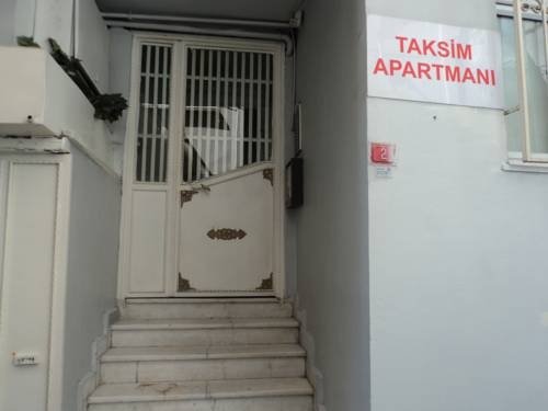 Стамбул: Taksim Studio