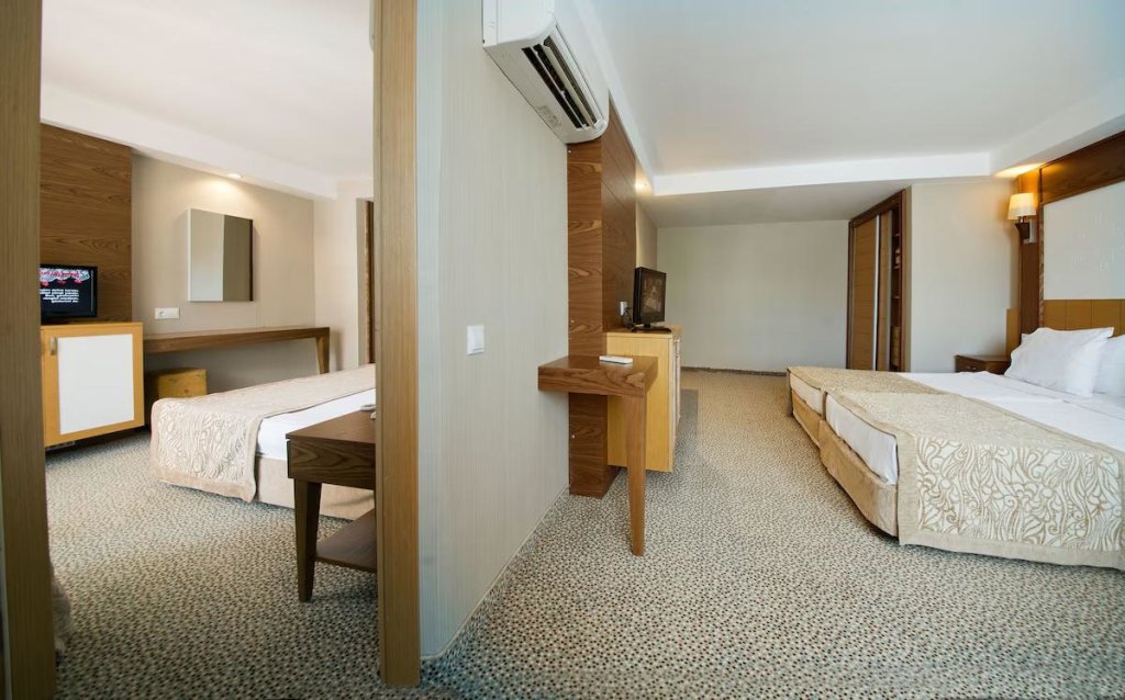 Аланья: M.C Beach Park Resort Hotel - All Inclusive