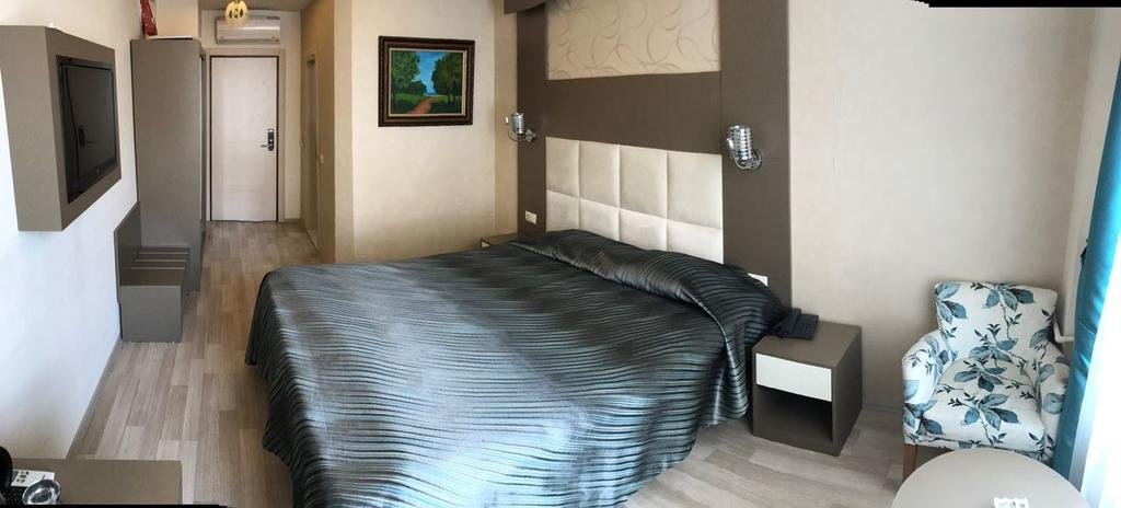 Мерсин: Ayseli Otel