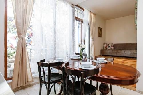 Стамбул: 8 House Residence