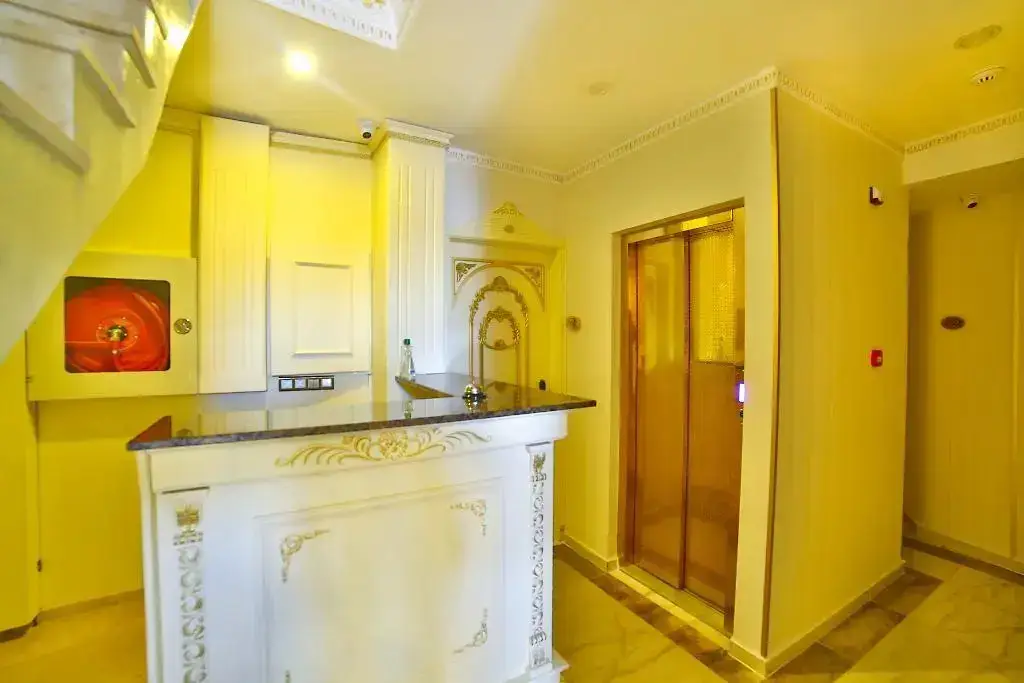 Стамбул: Nayla Palace Hotel