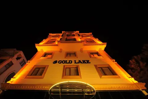 Golden Lake Hotel — фото 1