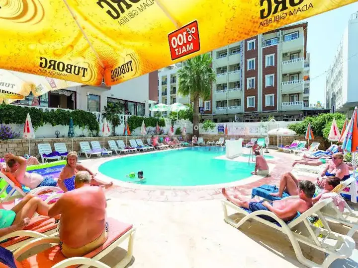 Дидим: Hotel Burak