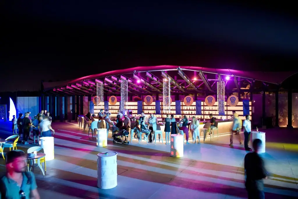 carousel image 1