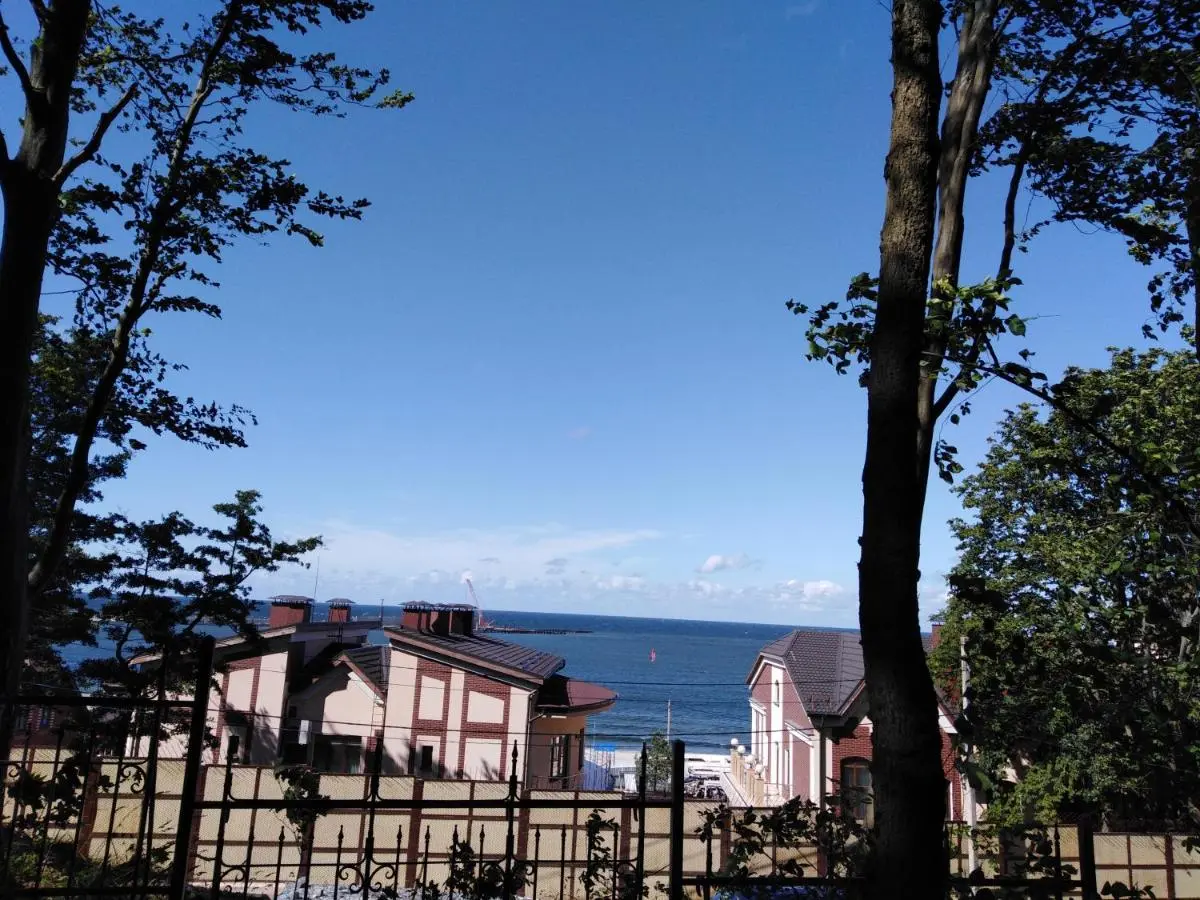 Пионерский: Apartment 65м2 на первой линии моря