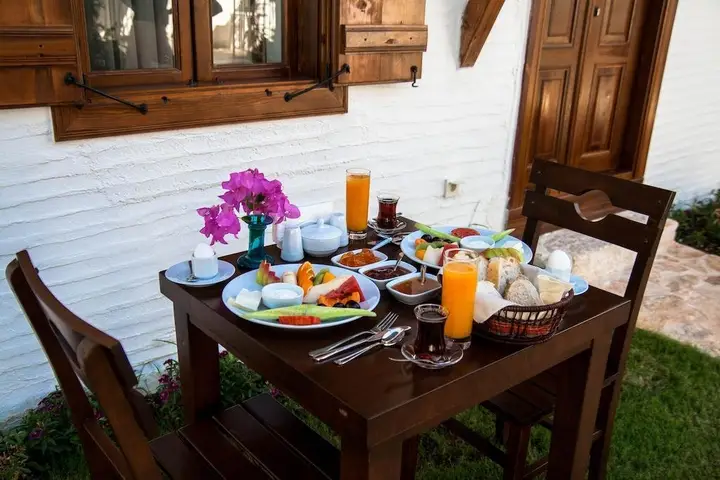 Калкан: Courtyard Hotel Kalkan