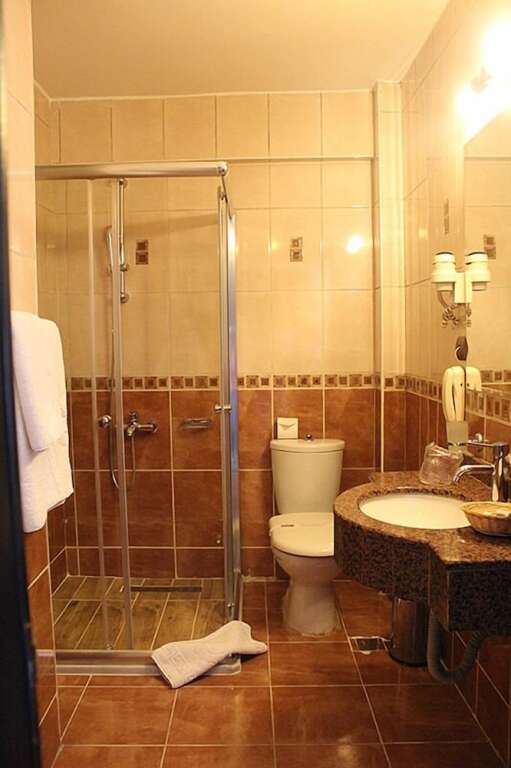 Сивас: 4 Eylül Otel