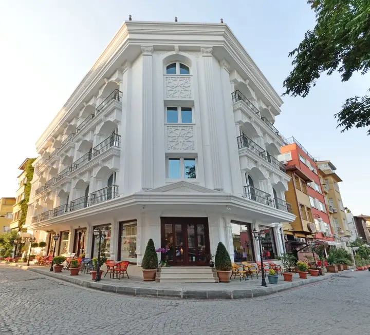 Стамбул: The Magnaura Palace Hotel