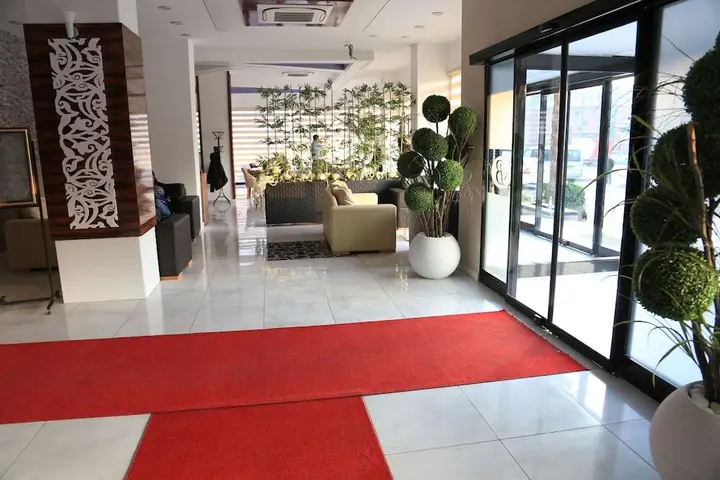 Батман: Hotel Bozoogullari