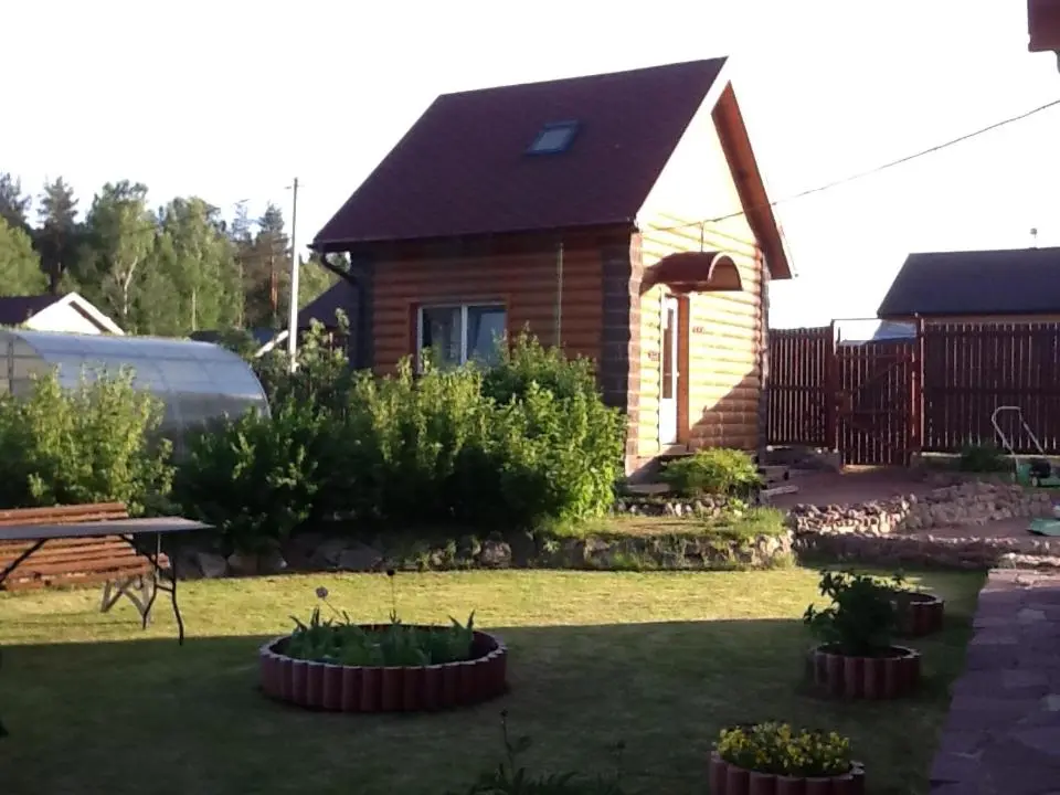 Ольховка: Holiday home Priozerie