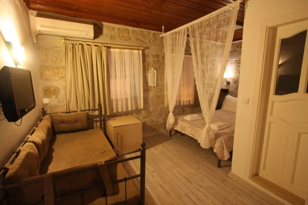 Чешме: Imerek Tas Ev Hotel