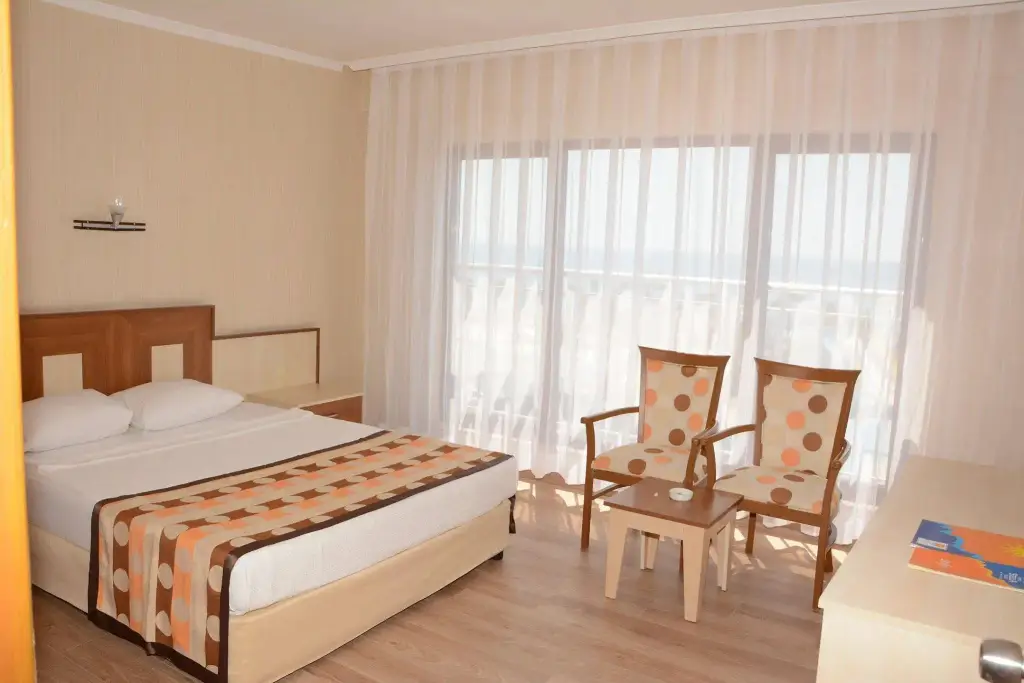 Окурджалар: Calido Sol Hotel